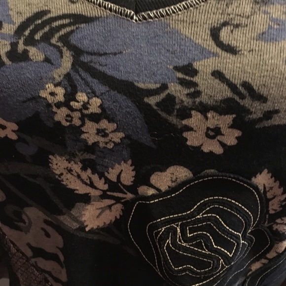 XLRock &Republic Blue/Gray/Black w/Lace Detail Top - Picture 4 of 5